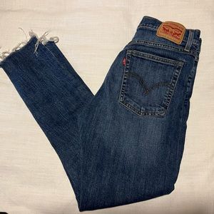 Levi’s Wedgie Skinny
